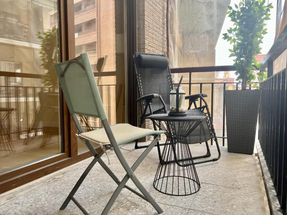 Cozy San Cristobal Apartment In Heart Of Аликанте Екстериор снимка