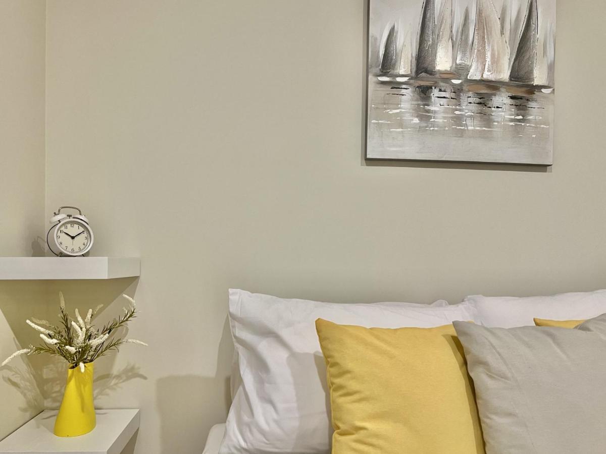 Cozy San Cristobal Apartment In Heart Of Аликанте Екстериор снимка