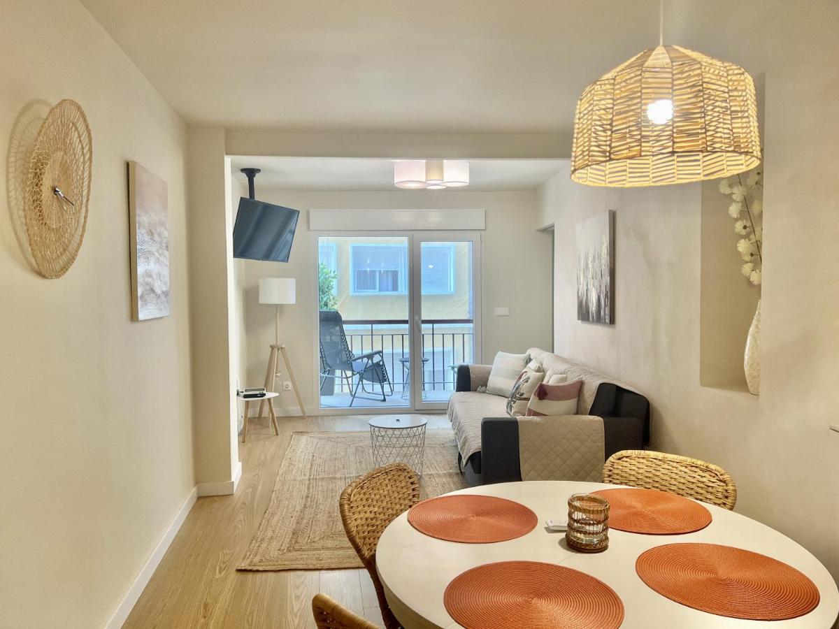 Cozy San Cristobal Apartment In Heart Of Аликанте Екстериор снимка