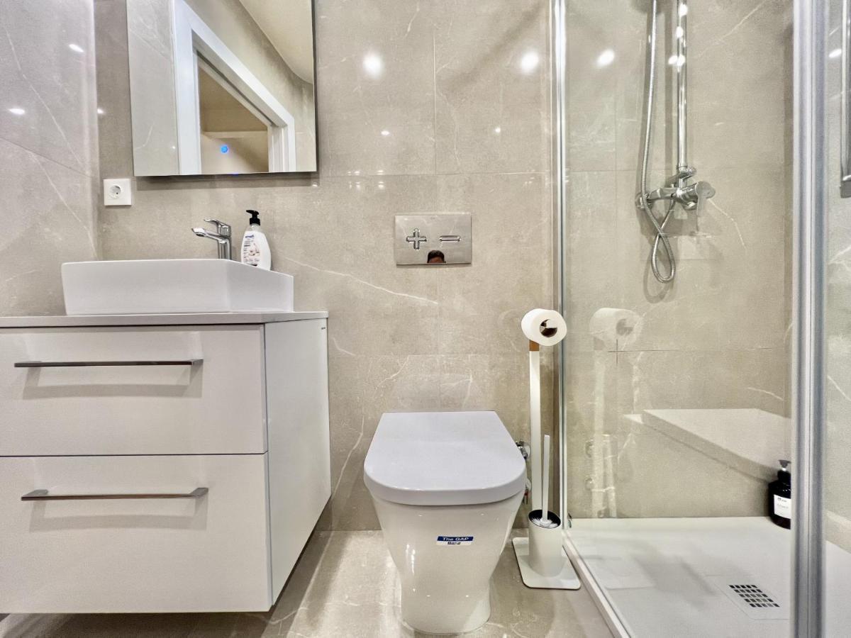 Cozy San Cristobal Apartment In Heart Of Аликанте Екстериор снимка