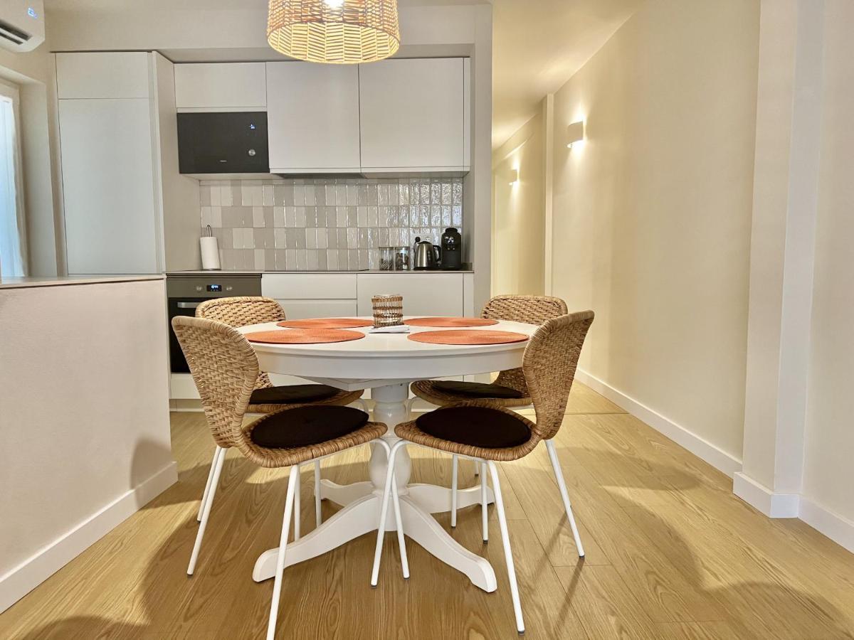 Cozy San Cristobal Apartment In Heart Of Аликанте Екстериор снимка